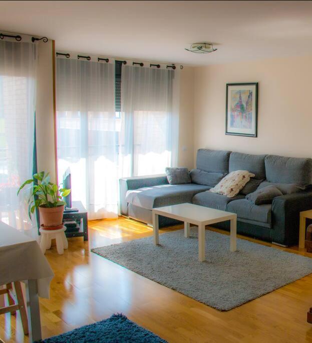 Piso Con Vistas En Urbanizacion Con Piscina Santander Zewnętrze zdjęcie